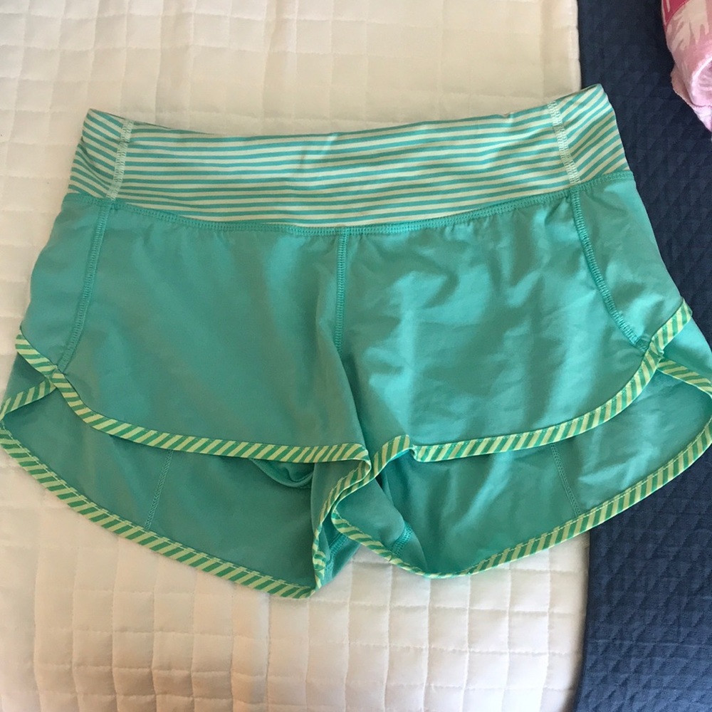 Lulu lemon 🍋 shorts